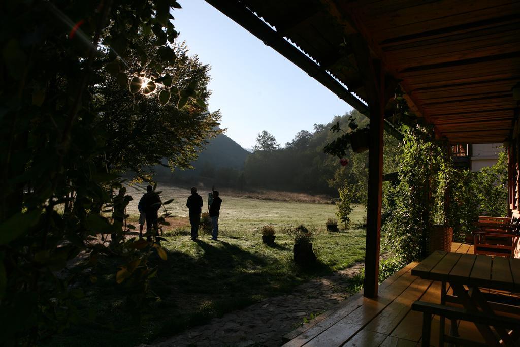 Grab Ethno Village And Camp Scepan-Polje 外观 照片
